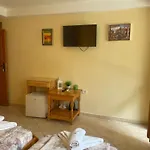 Konukevi Terzievi Family House 3*