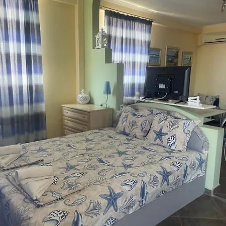 Къща за гости Terzievi Family House 3*