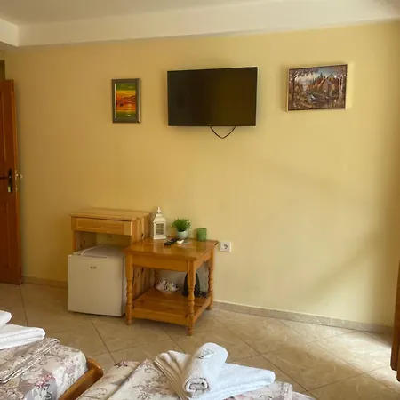 Къща за гости Terzievi Family House 3*