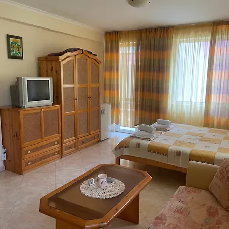 Terzievi Family House סוזופול