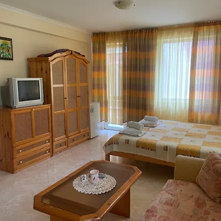 Terzievi Family House 3* סוזופול